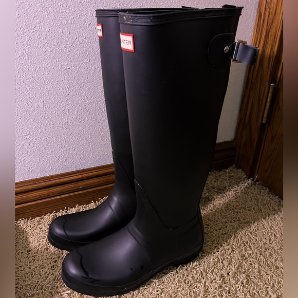 Black Womens Tall Hunter Boots. Great Condition - Picture 3 of 4
